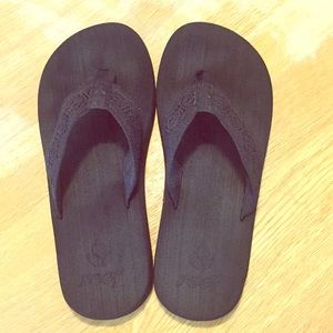 Black Reef Flip Flops